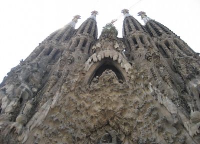 architecture, Sagrada Familia, Antoni GaudÃÂ­, Barcelona - random desktop wallpaper