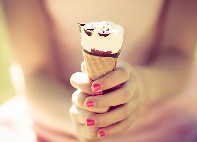 ice cream, hands, summer - desktop wallpaper