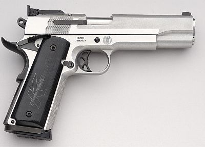 close-up, guns, weapons, M1911, handguns, Smith and Wesson - desktop wallpaper