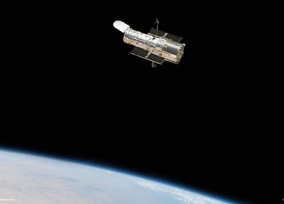 Hubble, spacecraft - random desktop wallpaper