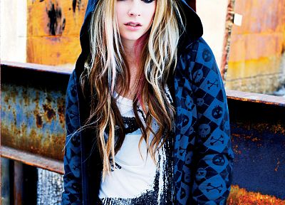 Avril Lavigne - newest desktop wallpaper