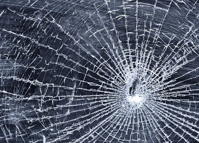 broken glass - desktop wallpaper
