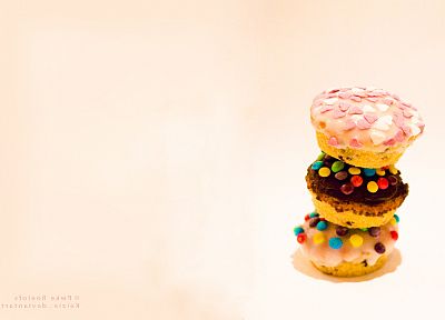 cupcakes, sweets (candies), desserts, candies - random desktop wallpaper