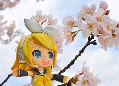 Vocaloid, Kagamine Rin, figurines, detached sleeves - related desktop wallpaper