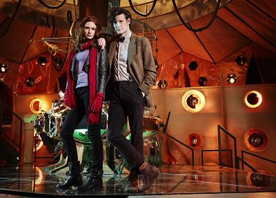 TARDIS, Matt Smith, Karen Gillan, Amy Pond, Eleventh Doctor, Doctor Who, Tardis Control Room - random desktop wallpaper