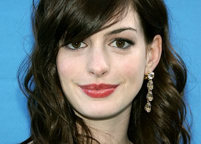 brunettes, women, Anne Hathaway - random desktop wallpaper