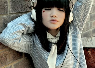 headphones, Asians, bangs - random desktop wallpaper