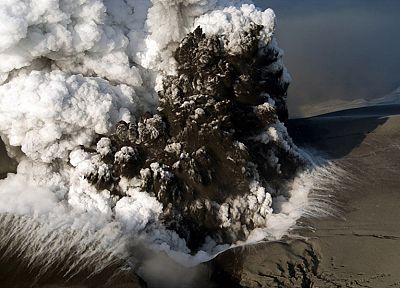 volcanoes - random desktop wallpaper