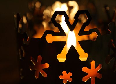 Christmas, snowflakes, candles - desktop wallpaper