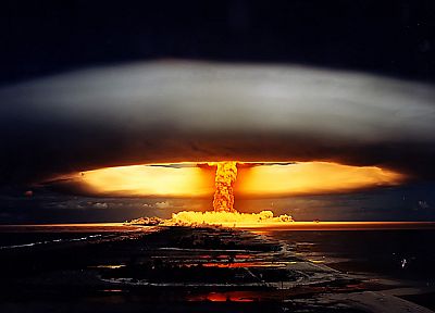 atomic bomb - random desktop wallpaper