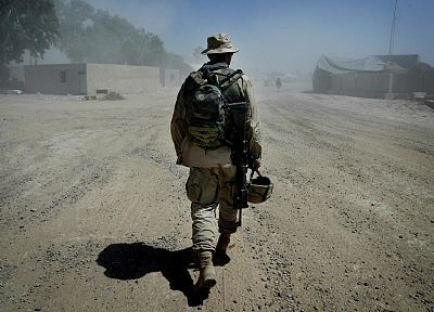soldiers, war, smoke, Iraq - desktop wallpaper