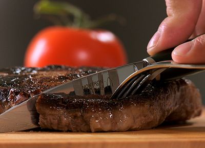 food, knives, objects, forks, tomatoes, steak - desktop wallpaper