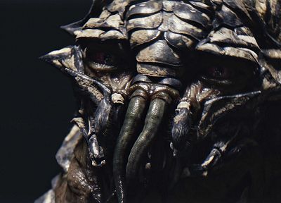 close-up, movies, screenshots, District 9, science fiction, alien life forms, prawn - related desktop wallpaper