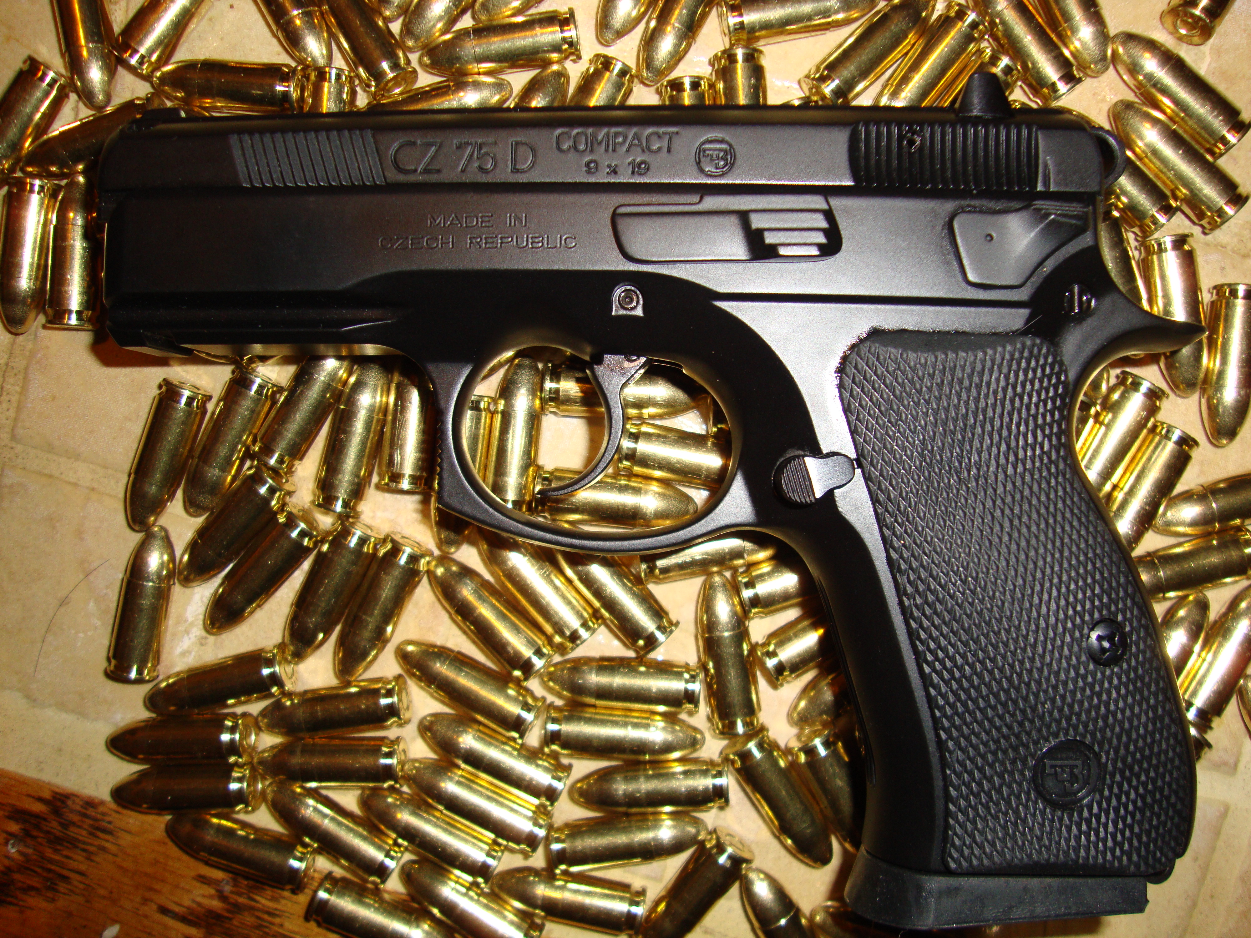 pistols, guns, hands, weapons, ammunition, handguns, CZ-75 - desktop wallpaper