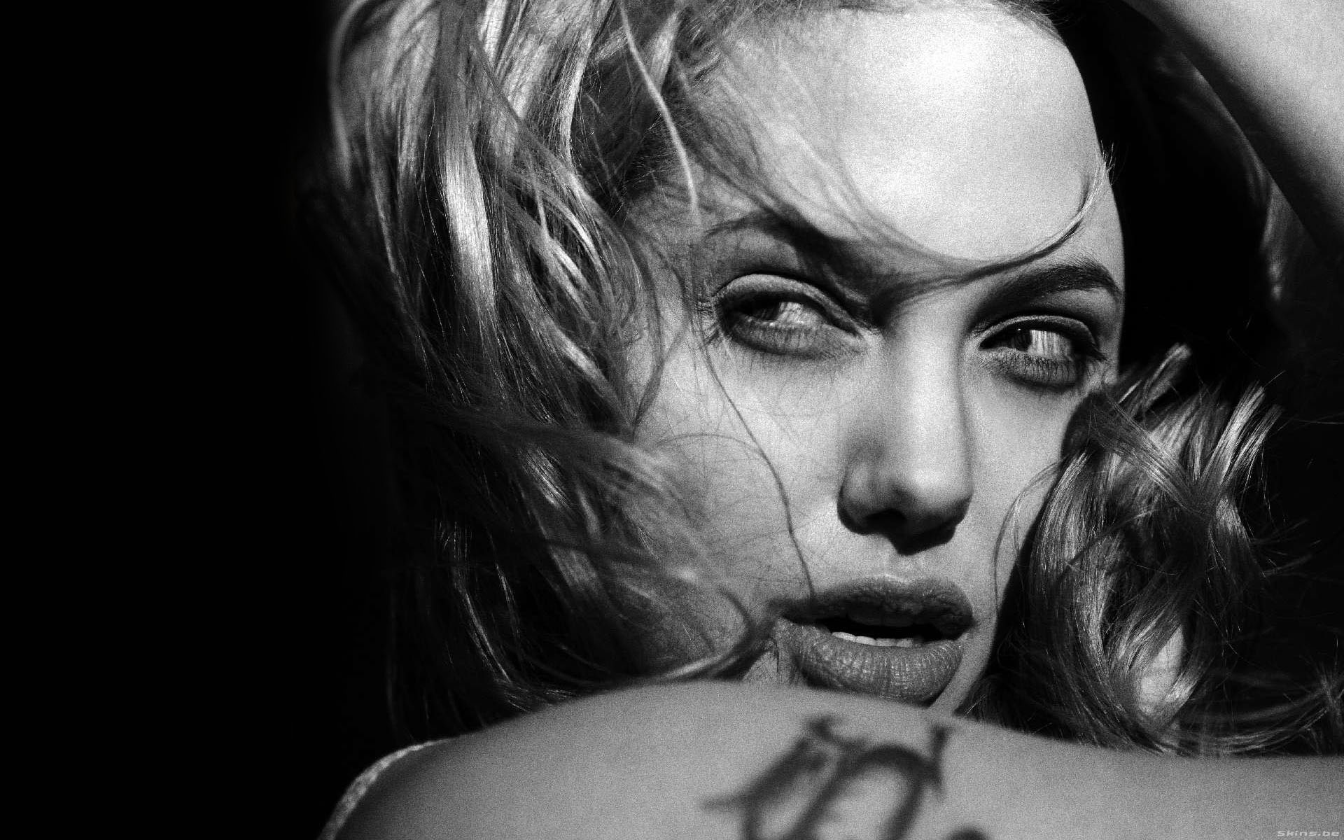 Angelina Jolie, grayscale, monochrome, faces - desktop wallpaper