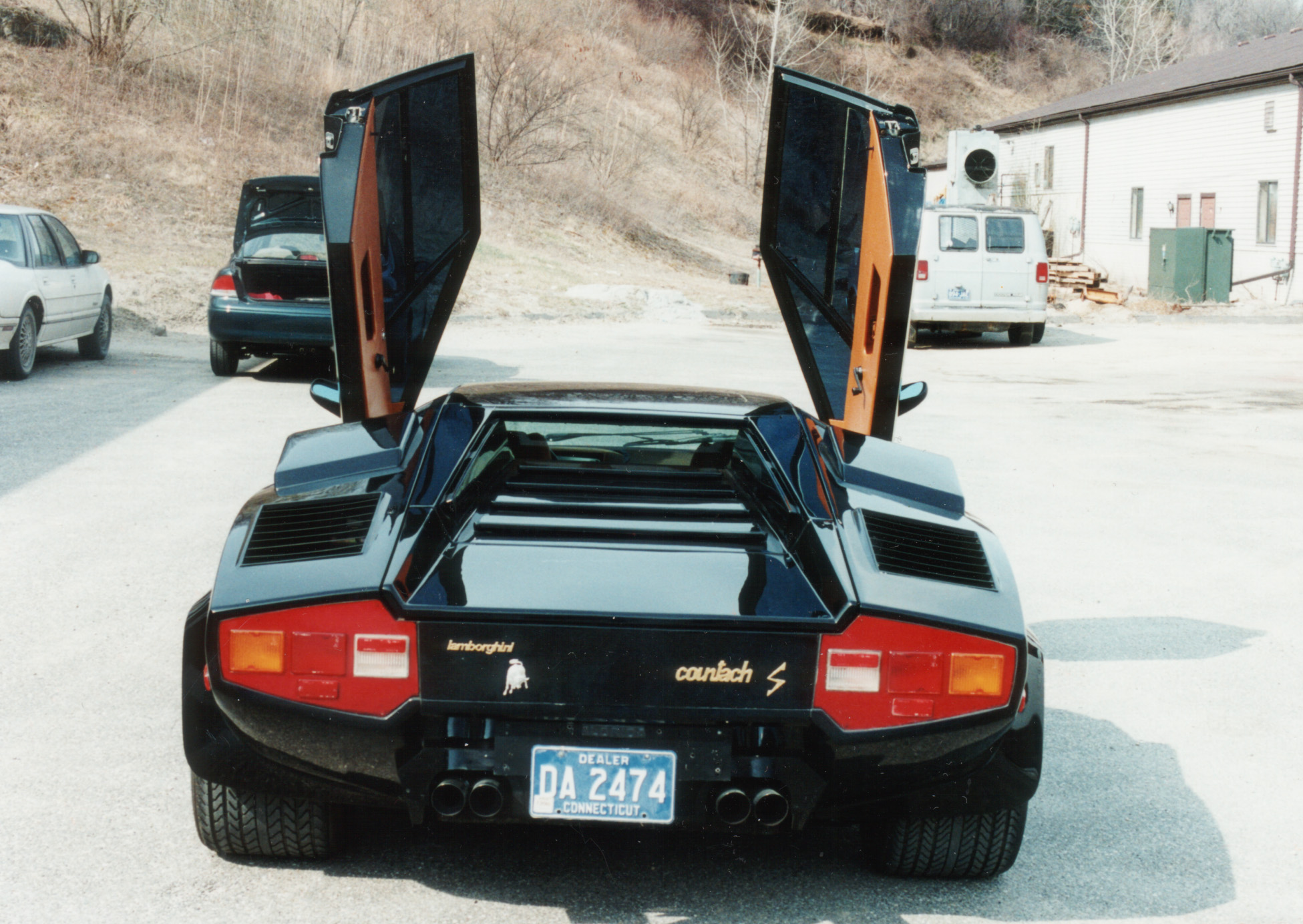 black, cars, Lamborghini, back view, vehicles, Lamborghini Countach, open doors, italian cars - desktop wallpaper