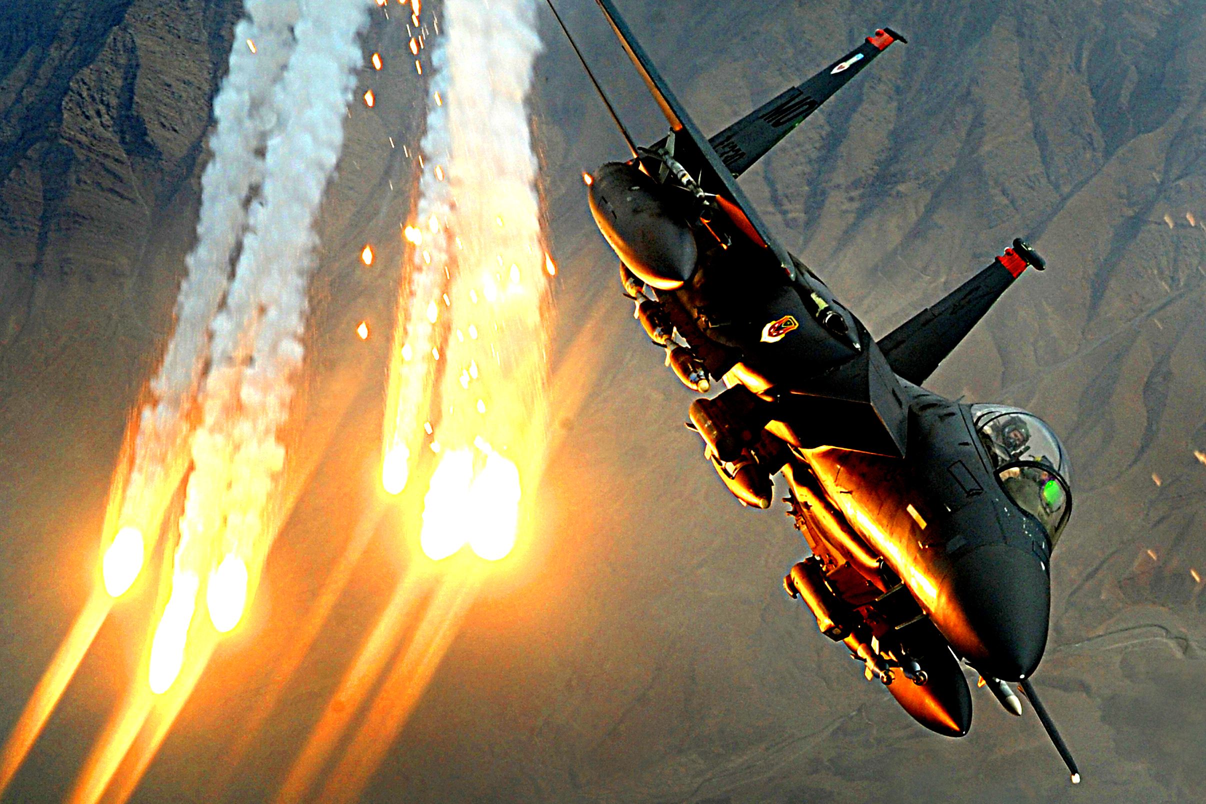 planes, flares, F-15 Eagle - desktop wallpaper