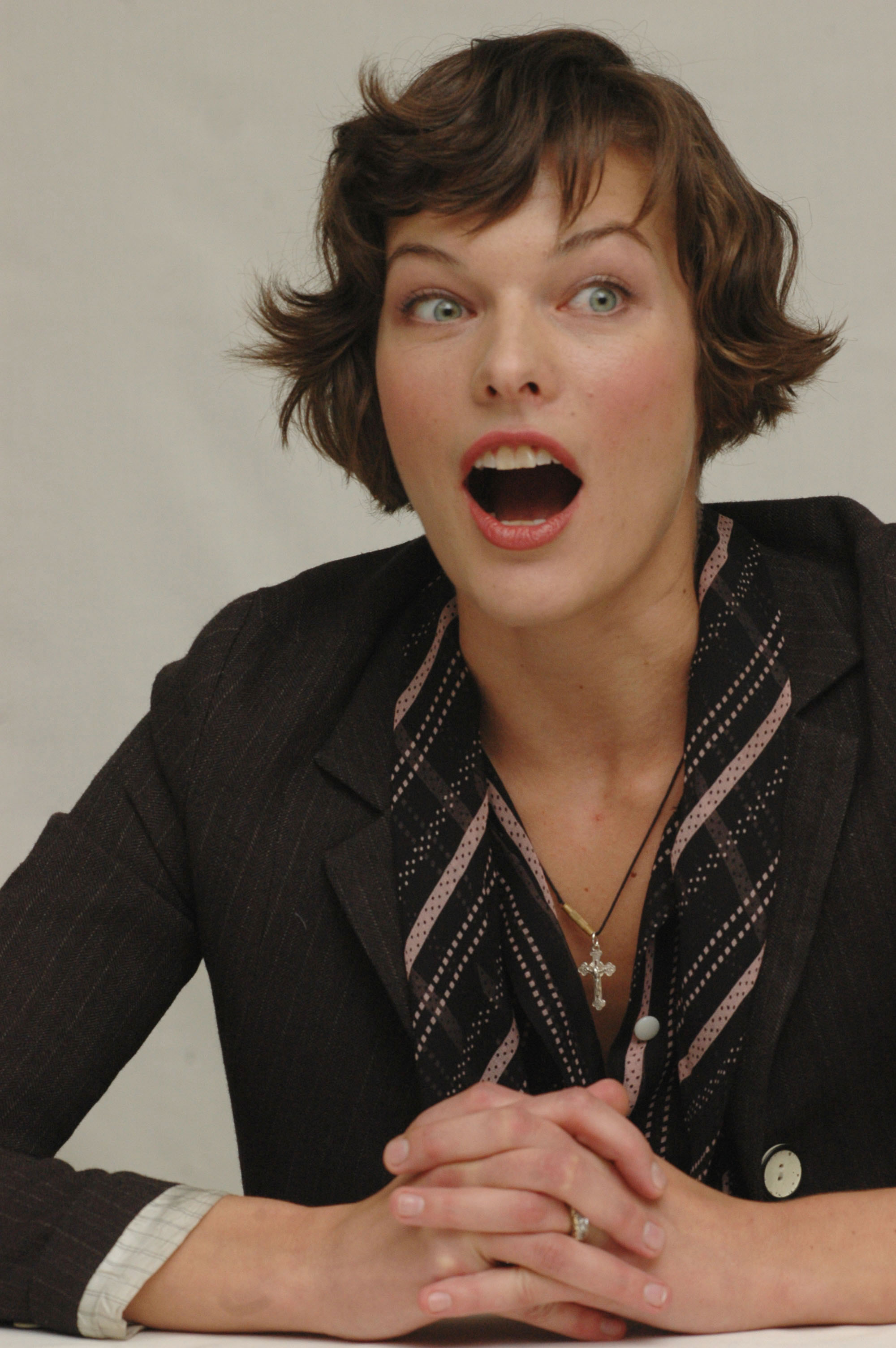 women, open mouth, Milla Jovovich - desktop wallpaper