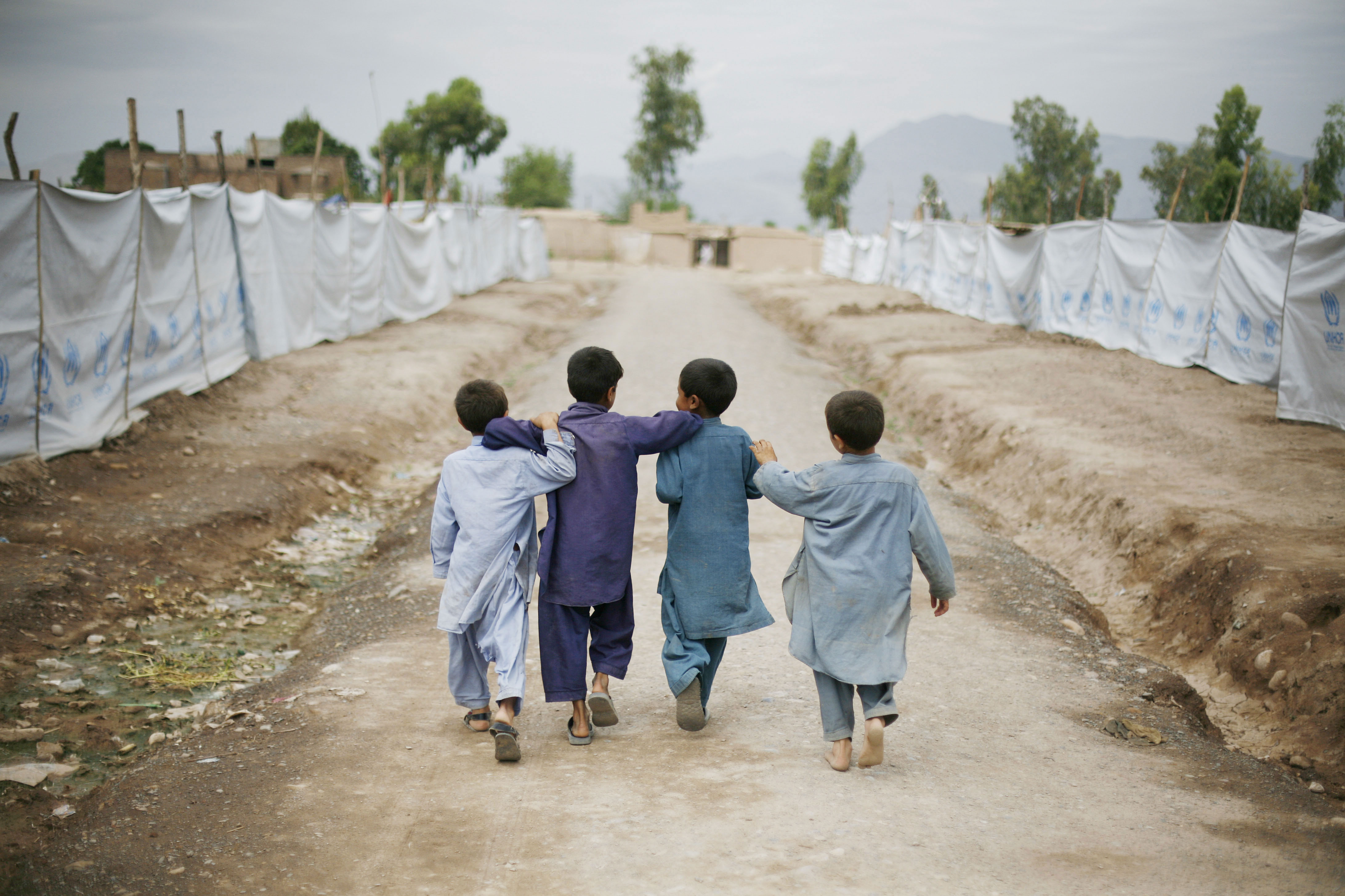 Afghanistan, children - desktop wallpaper