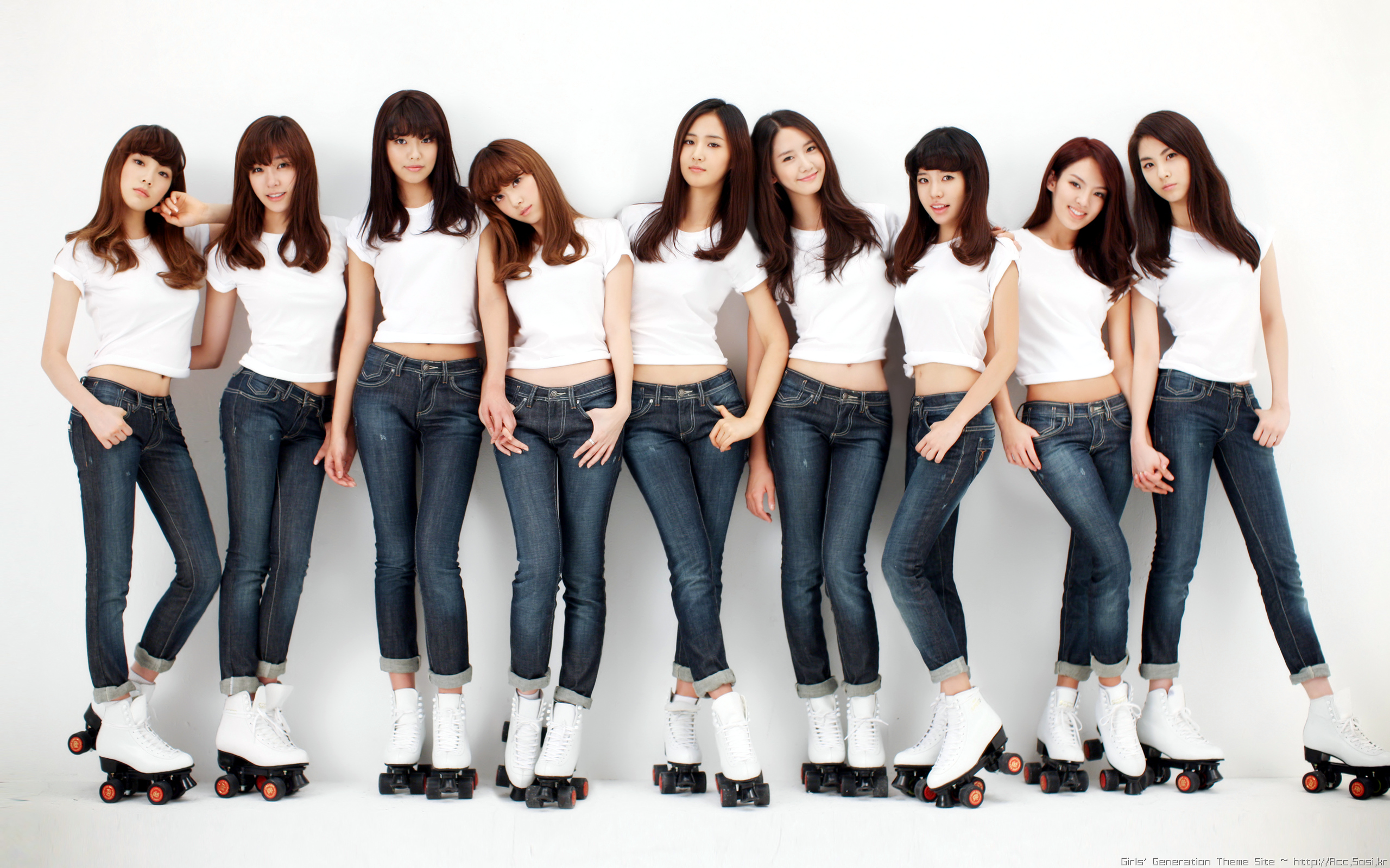 women, jeans, Girls Generation SNSD, celebrity, rollerskates - desktop wallpaper