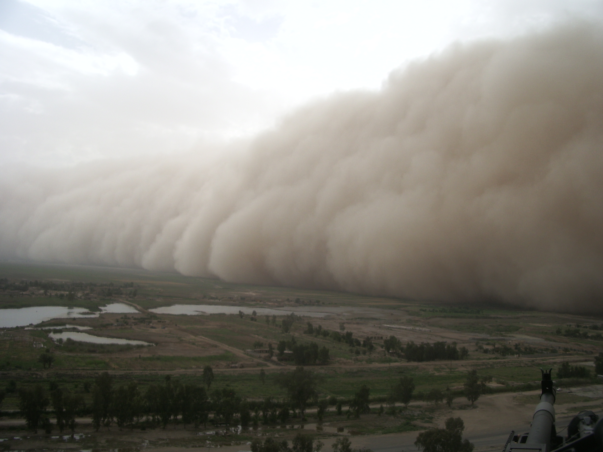 Бури лабинск. Хамсин в Израиле. Песчаная буря хамсин. Хамсин буря Песчаная в Израиле. Хамсин ветер пустыни.