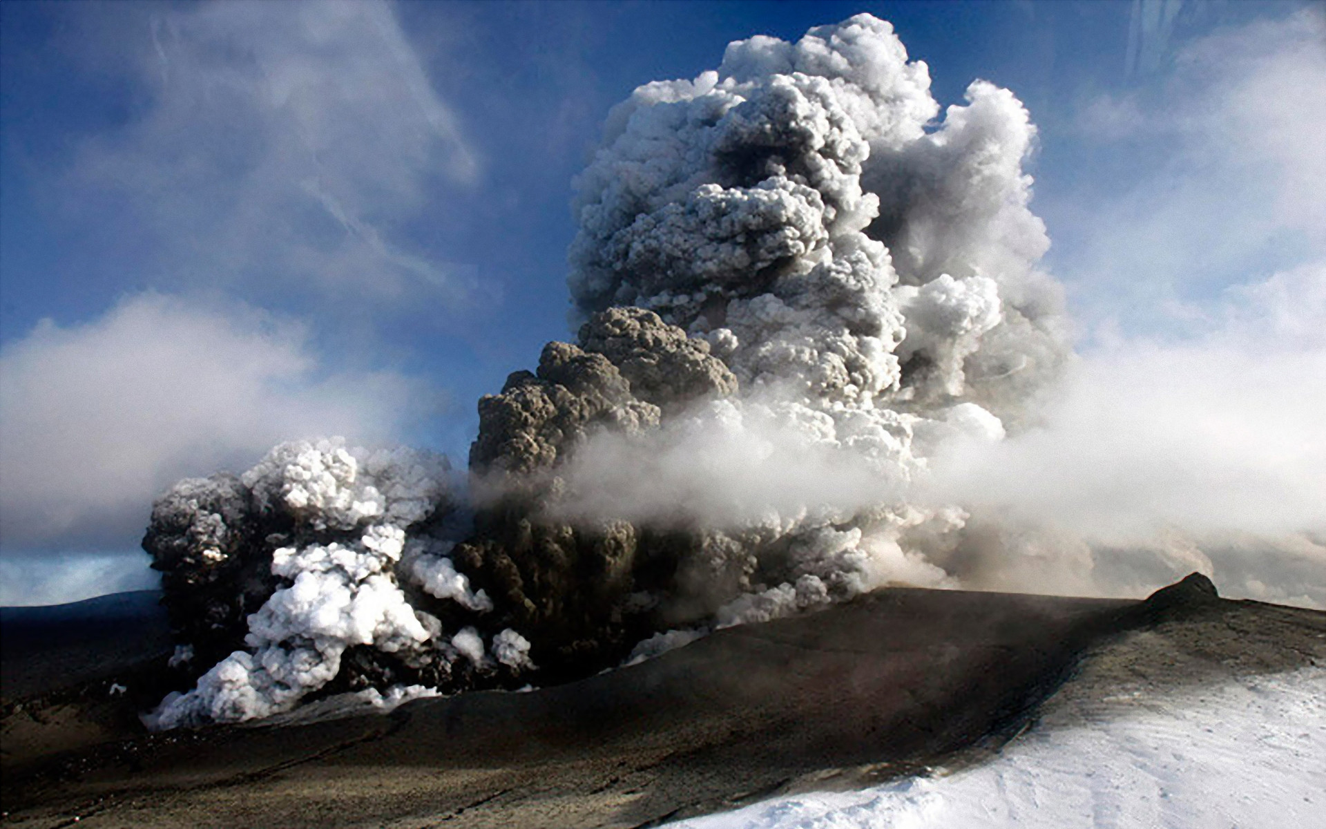 volcanoes, smoke, Iceland - desktop wallpaper