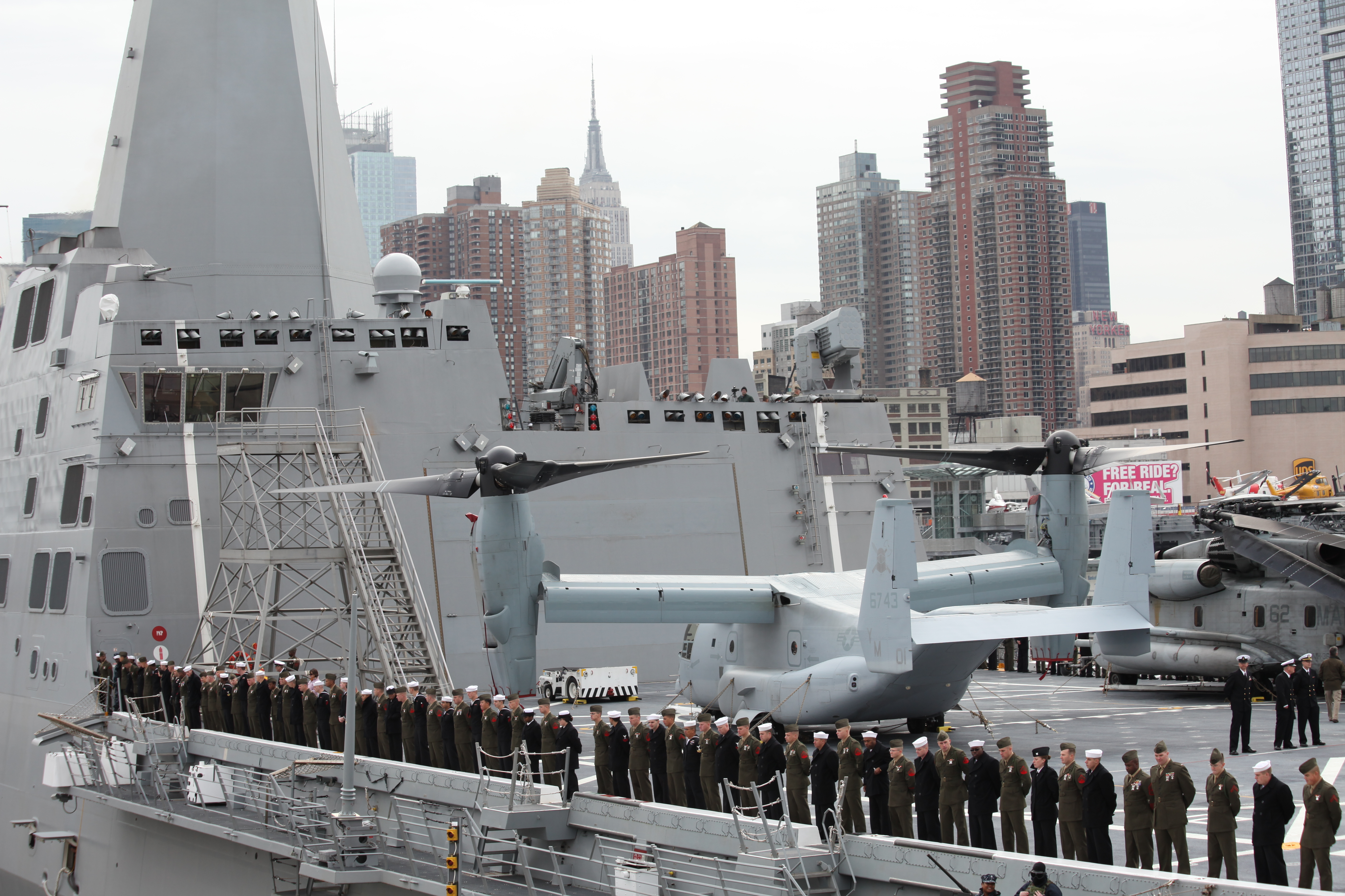 soldiers, aircraft, military, ships, giant, New York City, vehicles, V-22 Osprey - desktop wallpaper