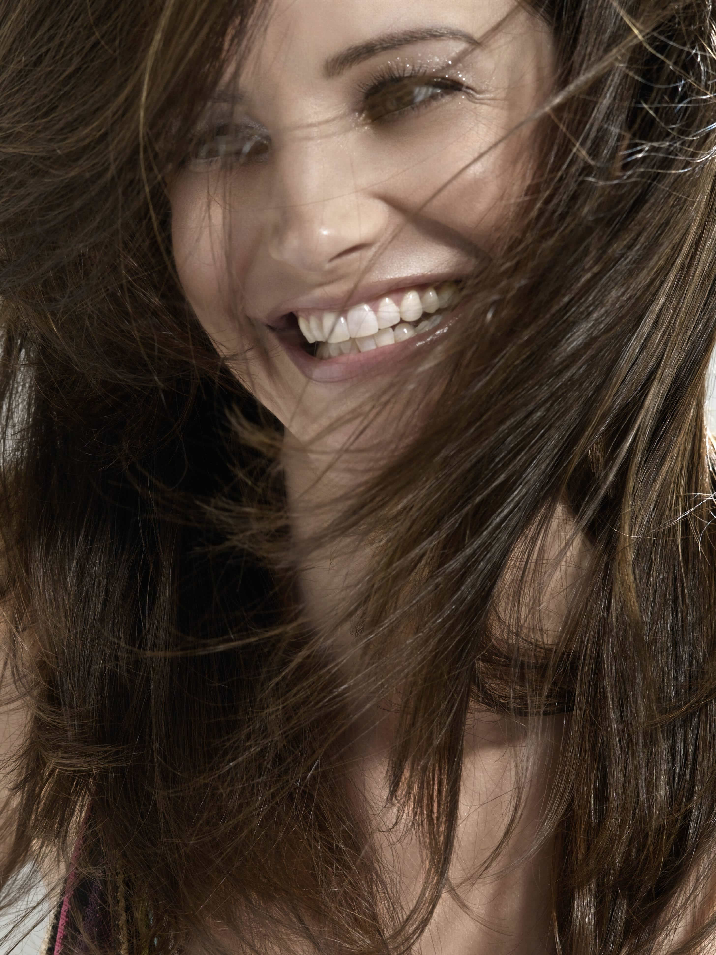 brunettes, women, close-up, Kristin Davis, smiling - desktop wallpaper