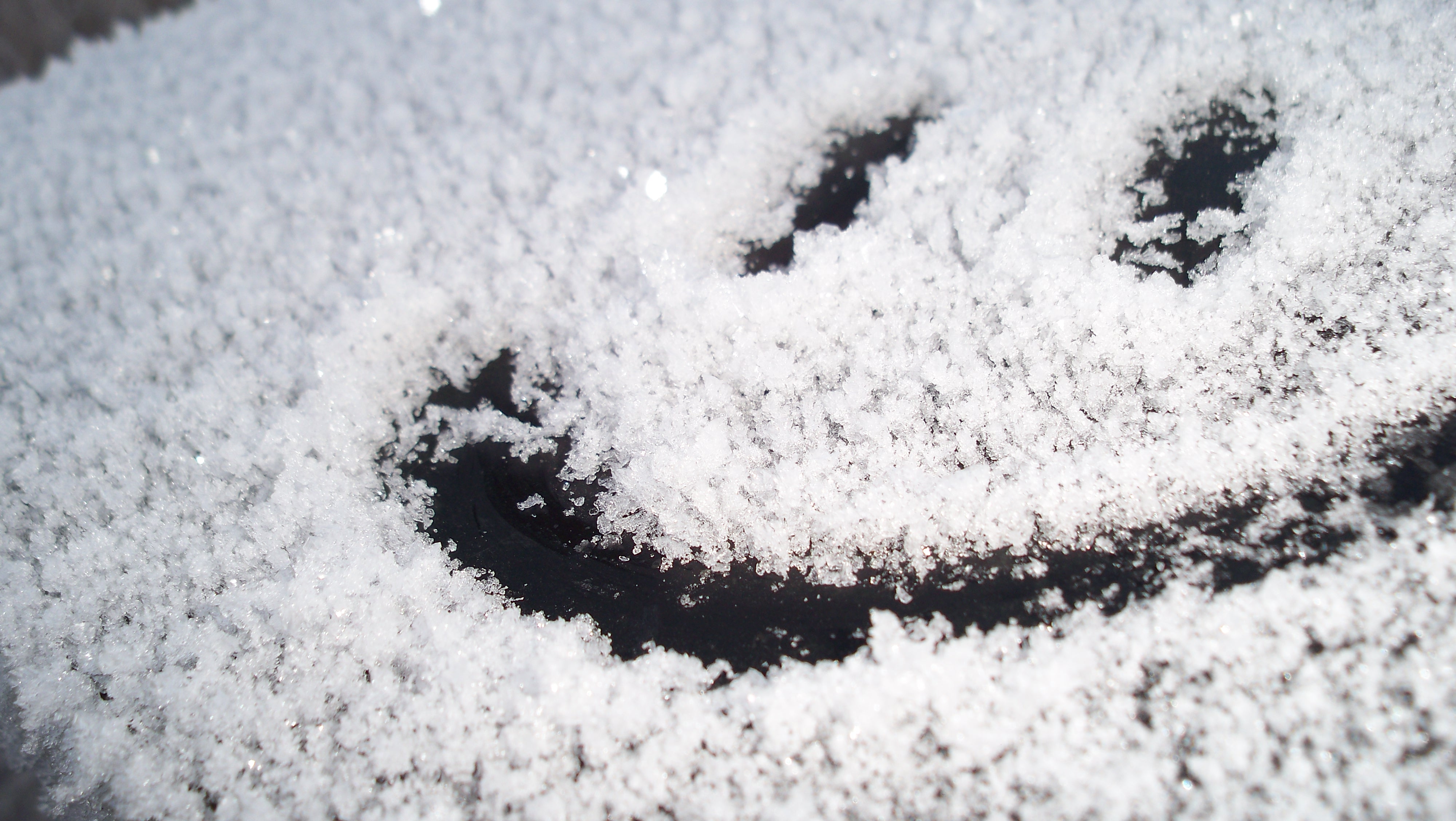 snow, smiley, smiley face, smiling - desktop wallpaper