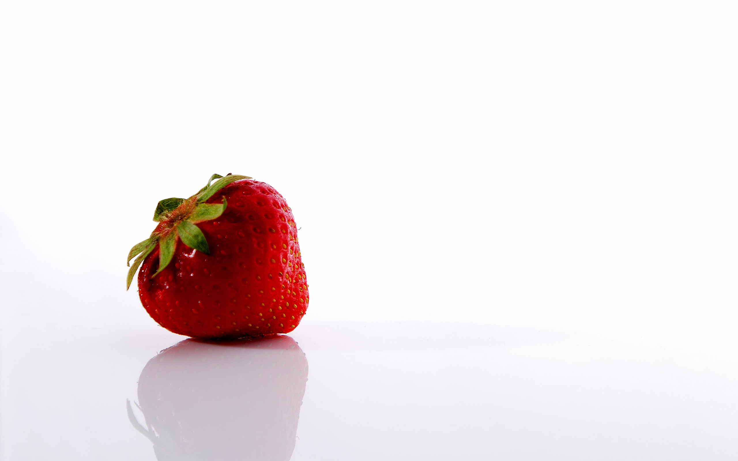 fruits, food, strawberries, simple background, white background - desktop wallpaper