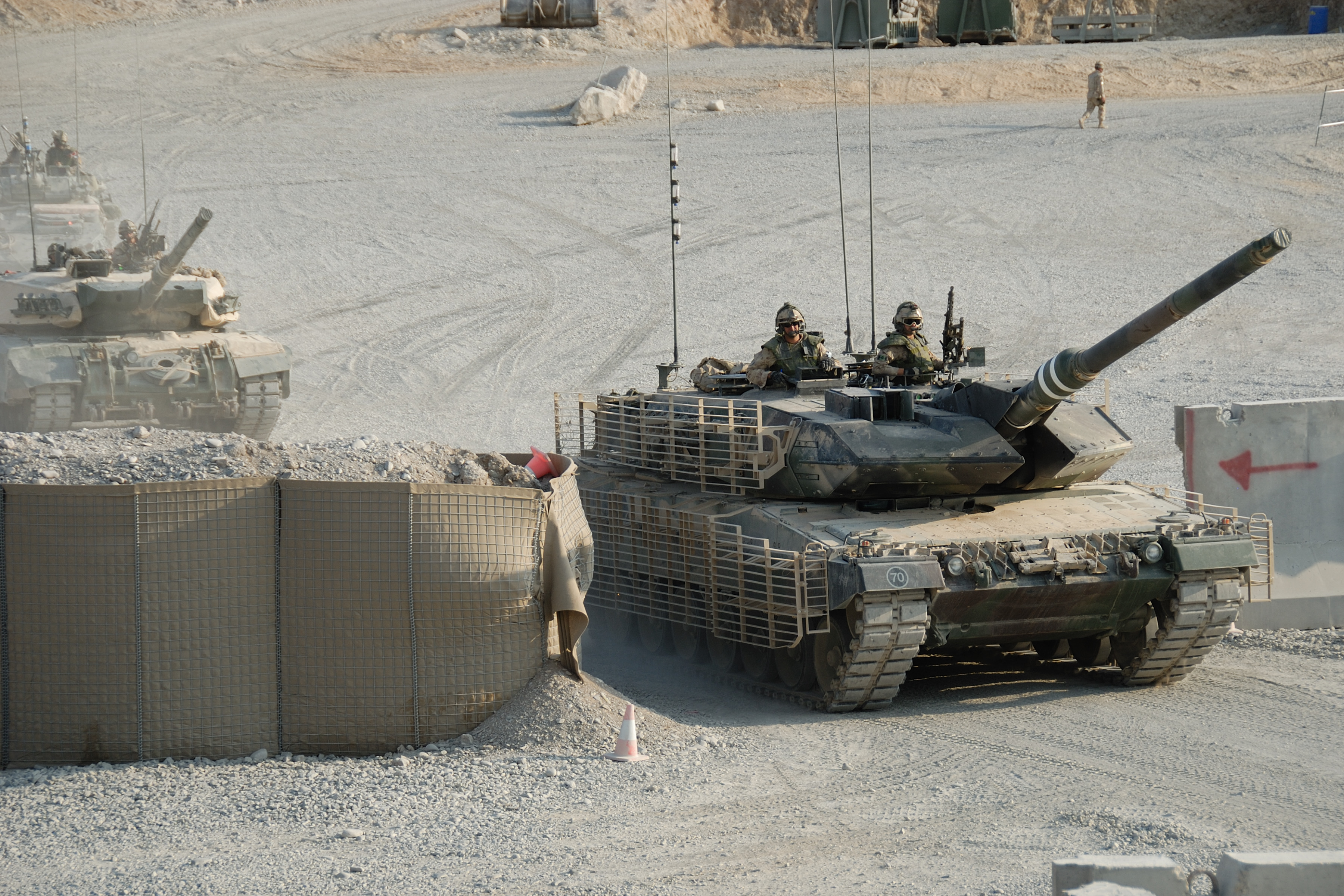 military, tanks, Leopard 2 - desktop wallpaper