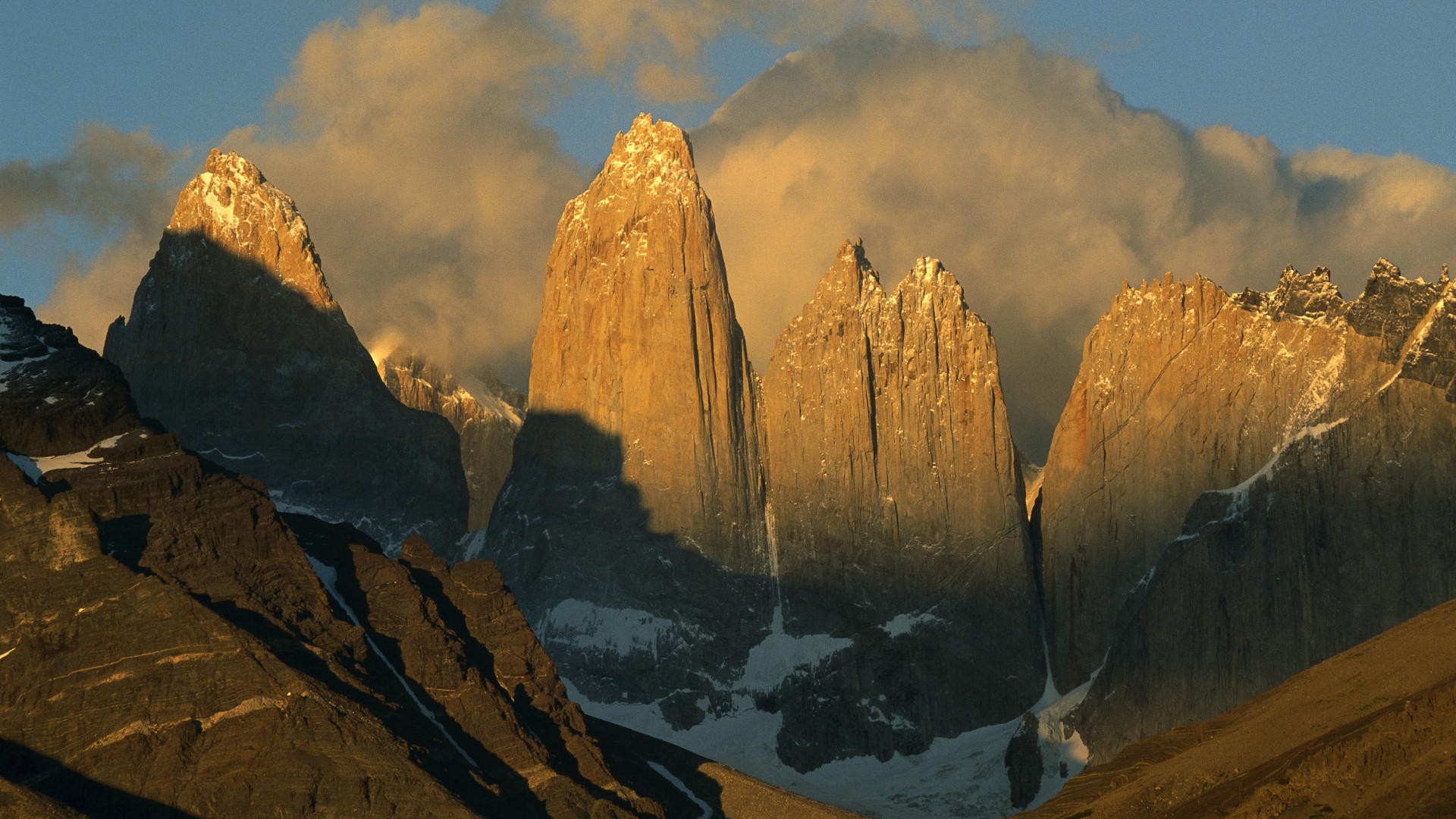 Chile, sunrise, peaks, Paine - desktop wallpaper