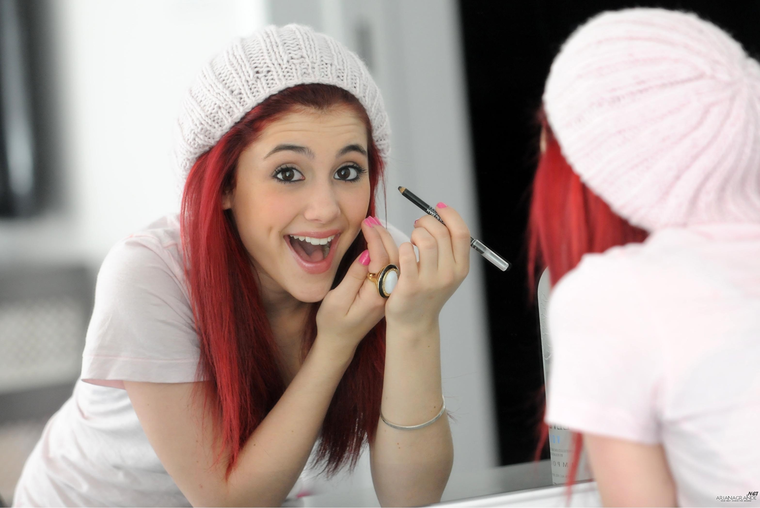 women, mirrors, redheads, brown eyes, open mouth, Ariana Grande - desktop wallpaper