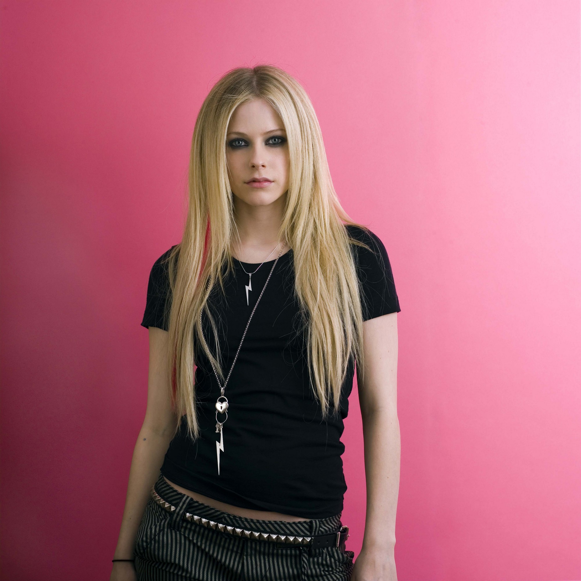 women, Avril Lavigne, celebrity - desktop wallpaper