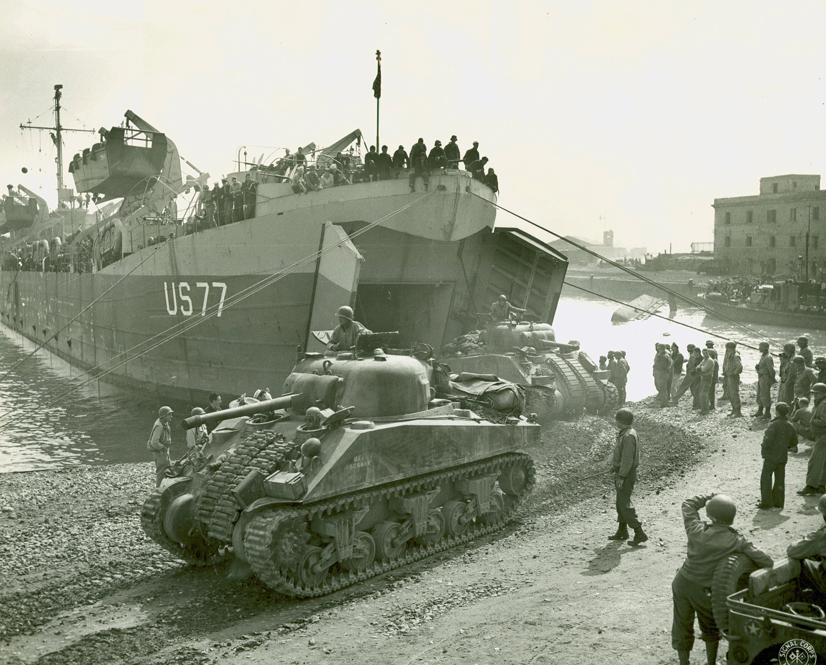 sherman, ships, tanks, World War II, vehicles, M4 Sherman - Free Wallpaper  / 