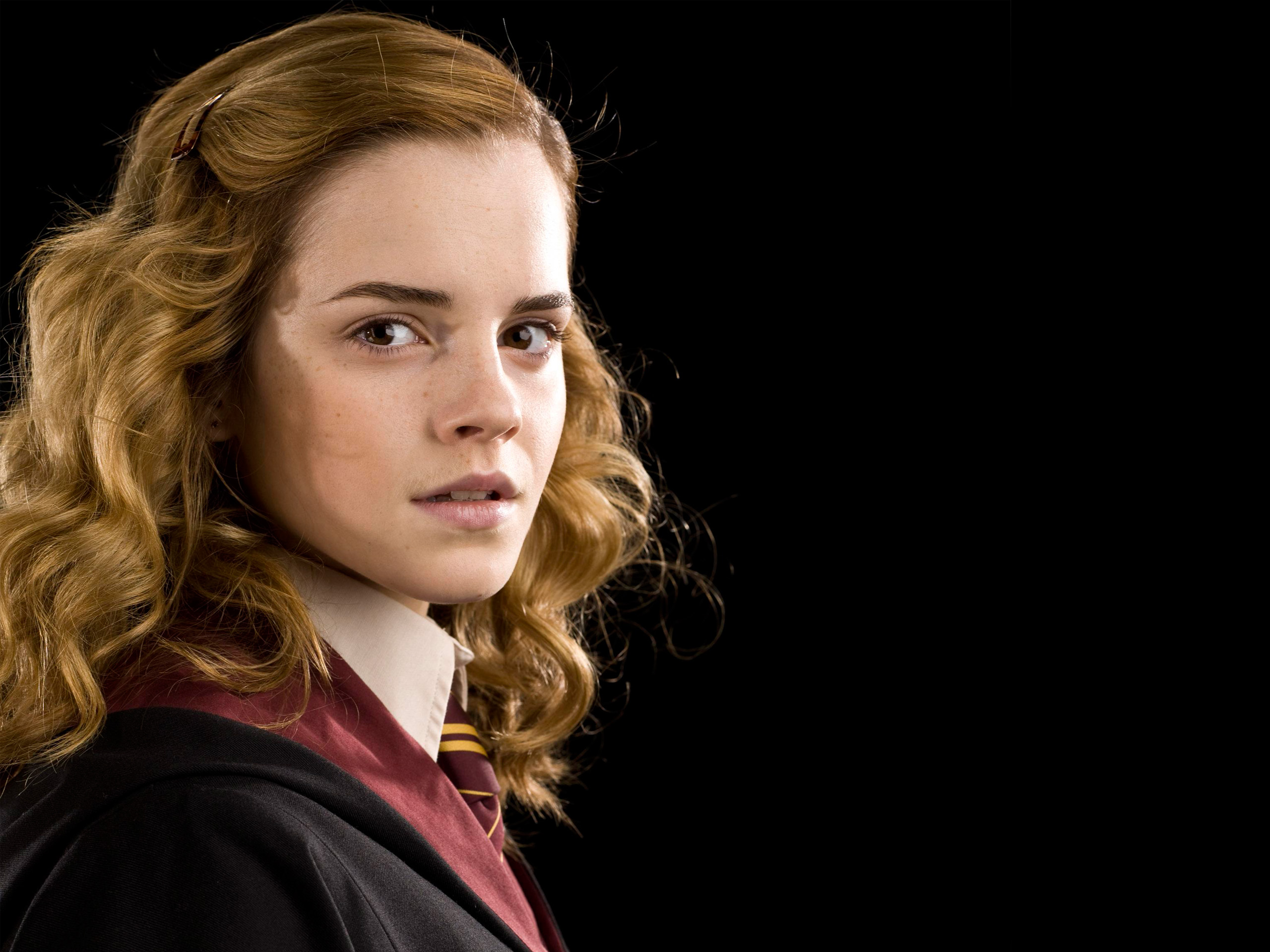 women, Emma Watson, actress, Harry Potter, Hermione Granger, Gryffindor, black background - desktop wallpaper