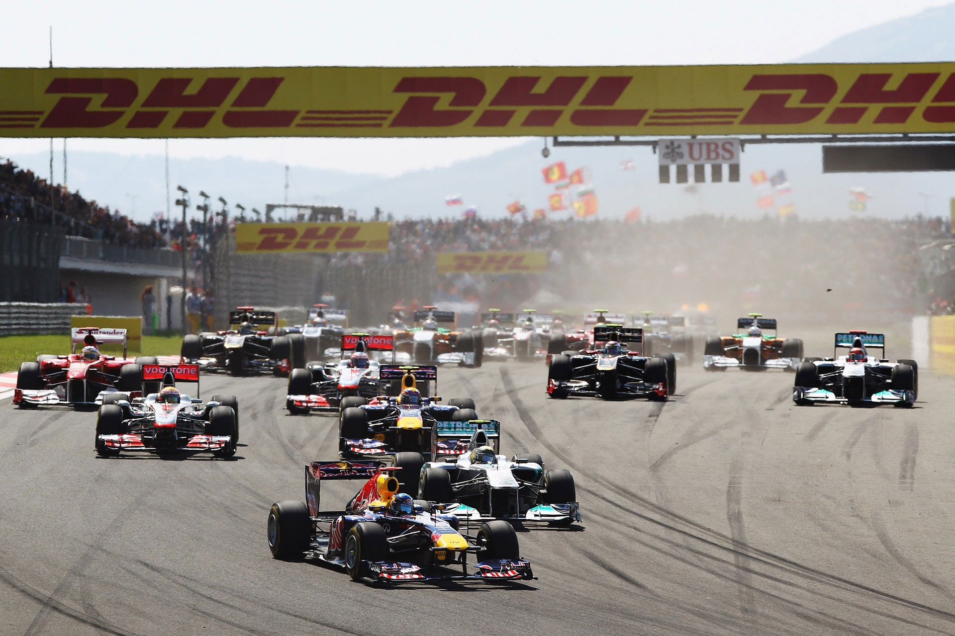 Formula One, race - desktop wallpaper