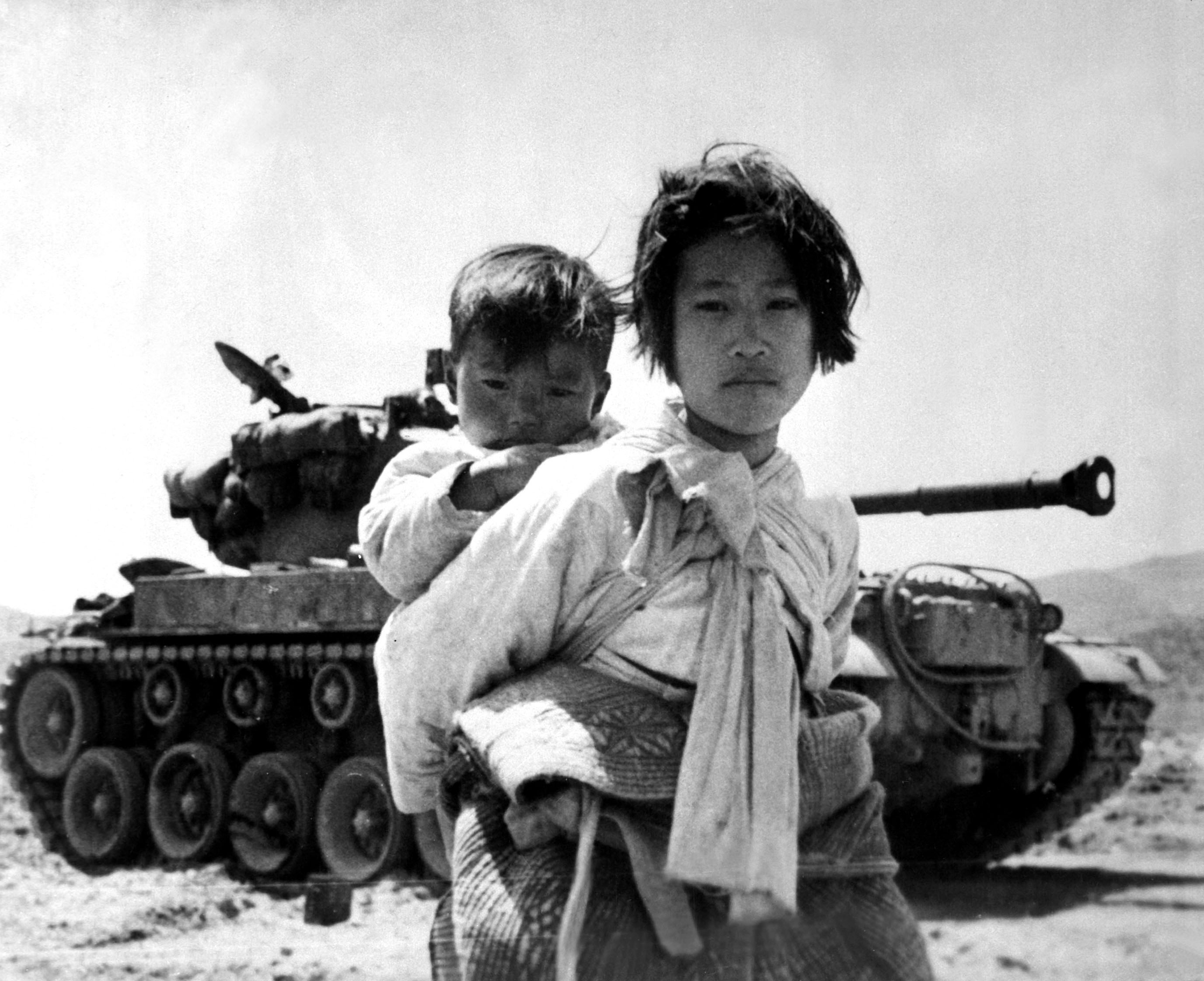 war, tanks, monochrome, korean war, children - desktop wallpaper