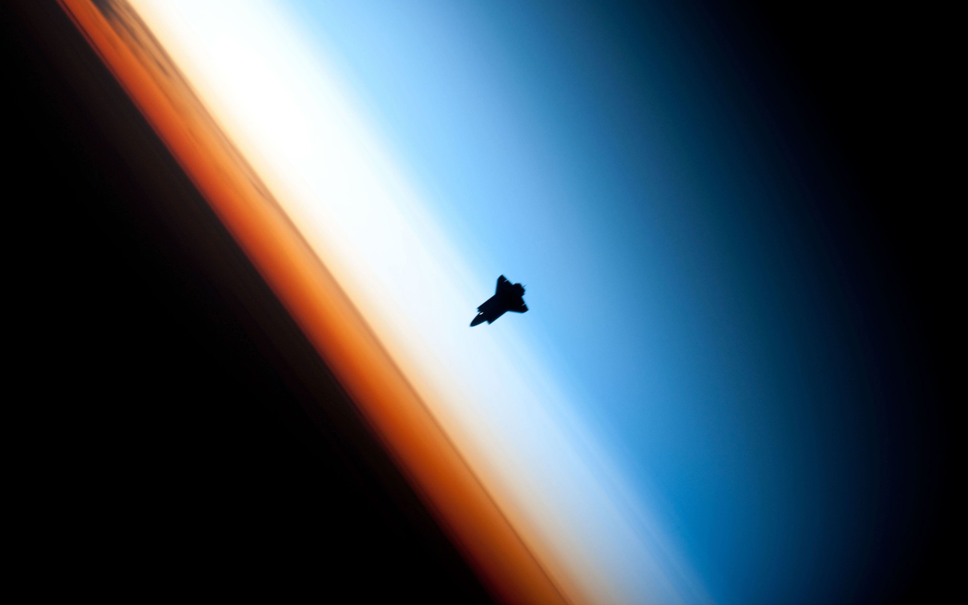 Space Shuttle Endeavour - desktop wallpaper