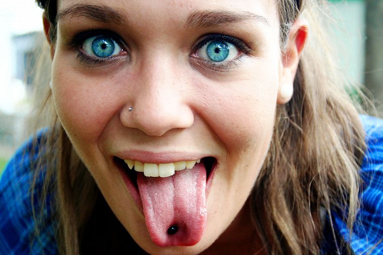 blue eyes, pierced tongue - desktop wallpaper
