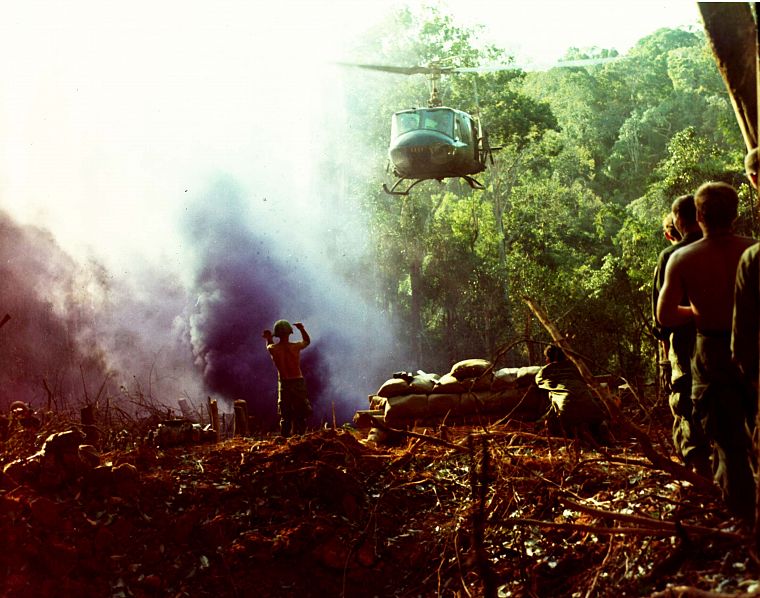 soldiers, war, helicopters, Viet Nam, vehicles, UH-1 Iroquois - desktop wallpaper