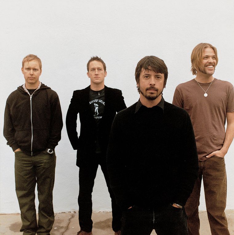 Foo Fighters, Dave Grohl - desktop wallpaper