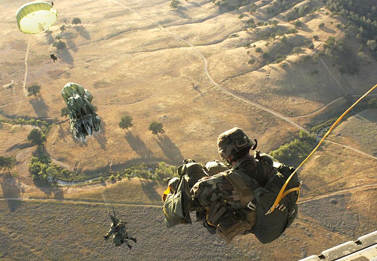 soldiers, army, Parachuting - desktop wallpaper