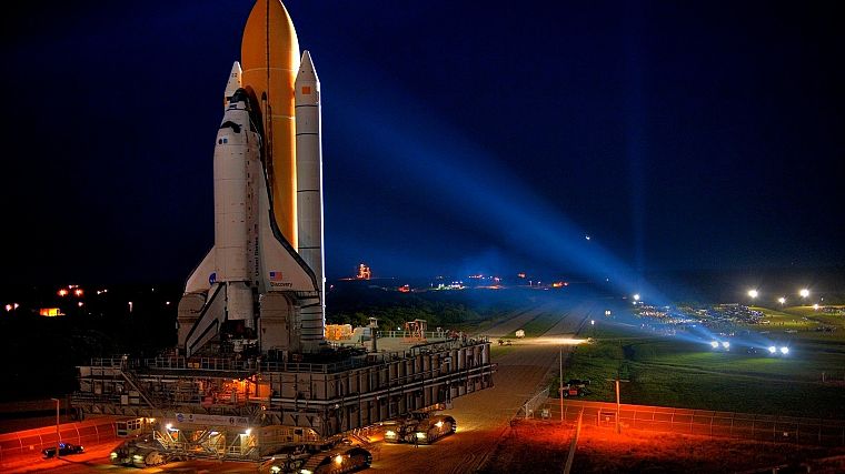 Space Shuttle, NASA, launch pad, Space Shuttle Discovery - desktop wallpaper