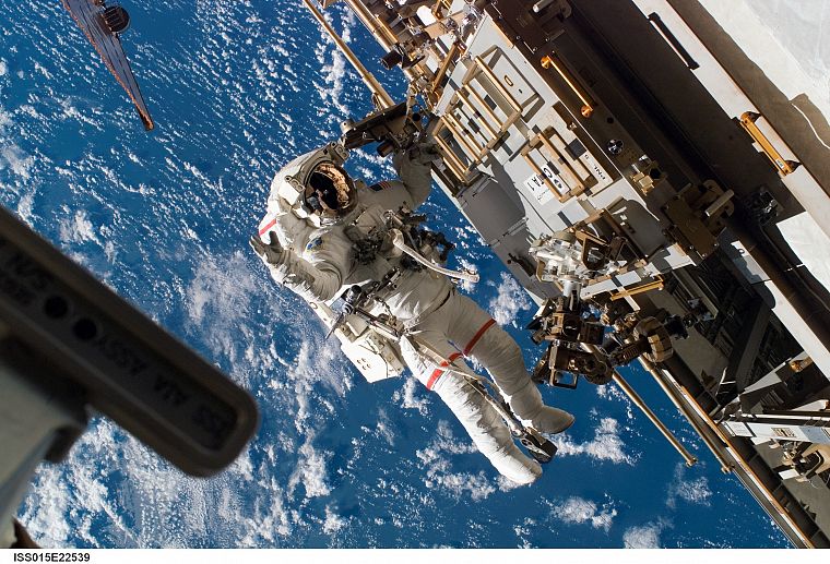 ISS, Earth, astronauts, orbit, space station - desktop wallpaper