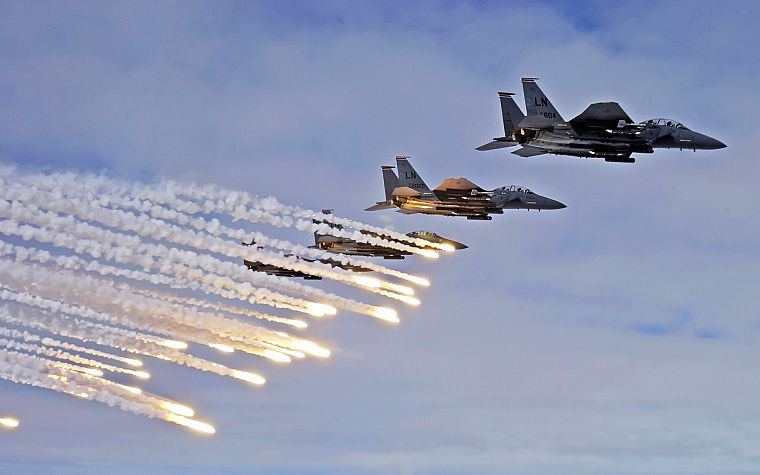 war, airplanes, flares, F-15 Eagle - desktop wallpaper