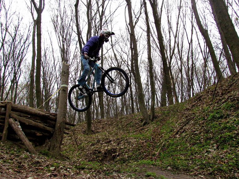 nature, forests, bicycles, drop, sports, Ukraine, extreme sports, freeride, mountain bikes - desktop wallpaper