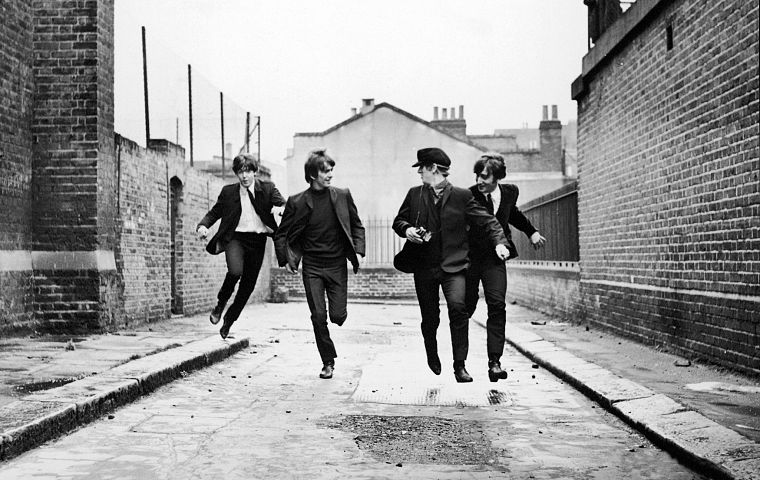 The Beatles, greyscale - desktop wallpaper
