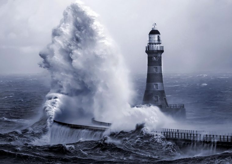 waves, lighthouses - desktop wallpaper