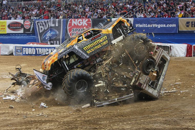 crash, wrecks, vehicles, monster truck, monster jam - desktop wallpaper